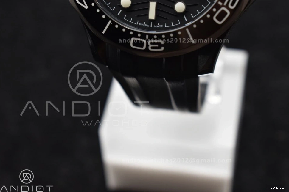 1081 Black PVD on Dial Edition 300M Strap VSF Diver Seamaster Black GoAnywhere Best A Rubber 0811